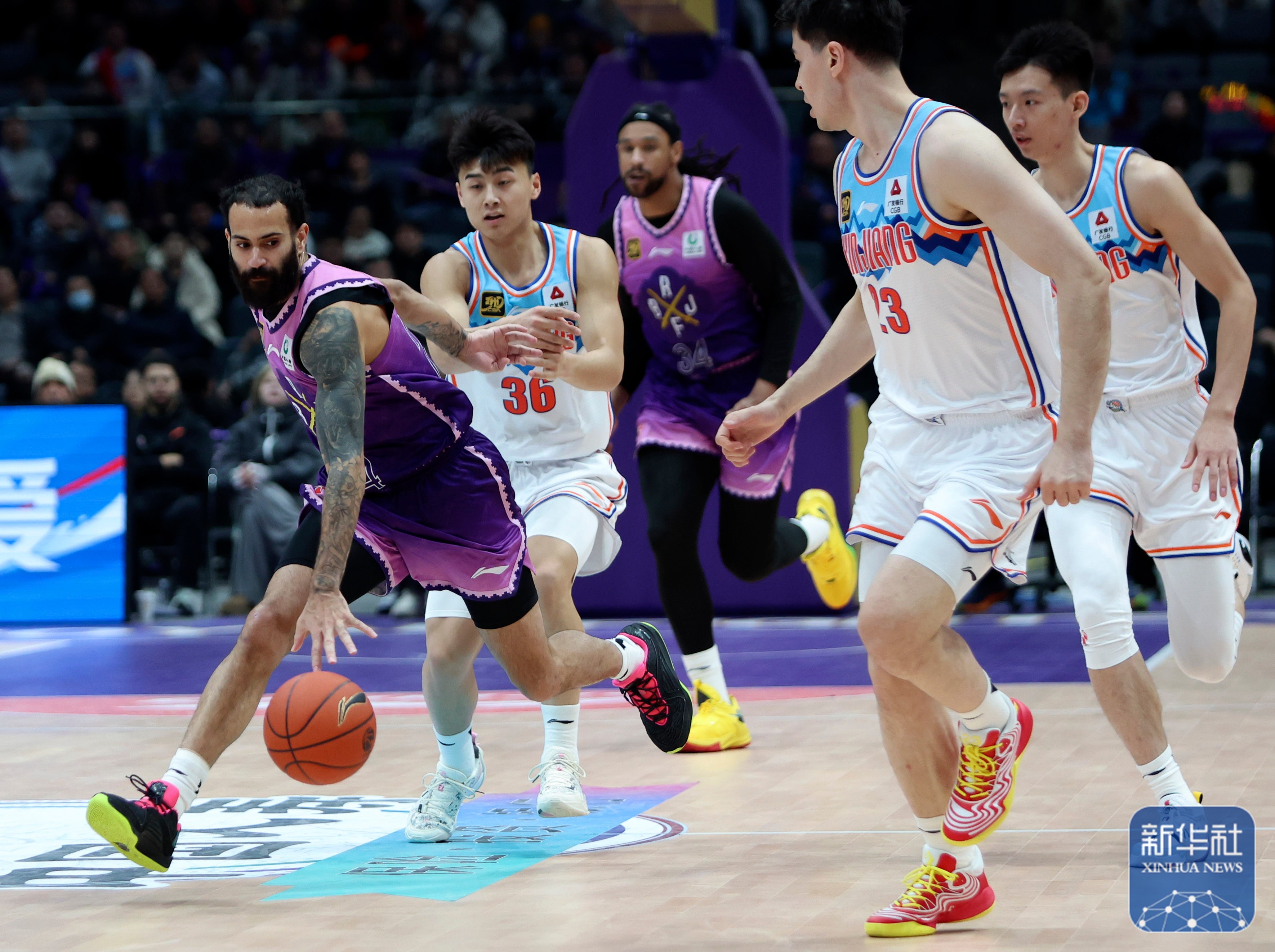 NG体育认证平台新疆广汇迎CBA季后赛关键赛，关键时刻刷新队史纪录，球迷炸锅，团队化学反应显著的简单介绍